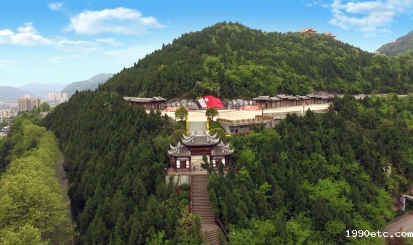 1.航拍石刻标语园(杨志军，未征用）.jpg