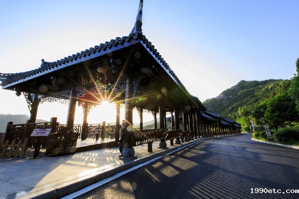 星火长廊（孙百川）.jpg